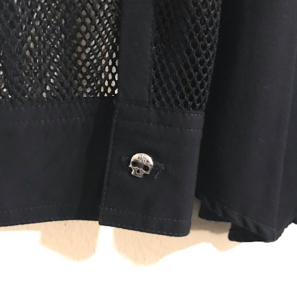 Rock & Republic skull fishnet button down - Picture 4 of 5